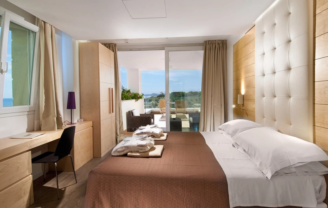 media.Slide-Executive-Suite_1Hotel-Sarti-Riccione