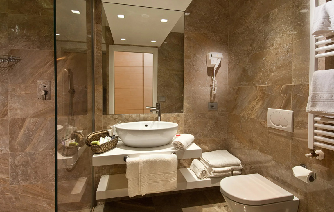 media.Slide-Executive-Suite_3Hotel-Sarti-Riccione