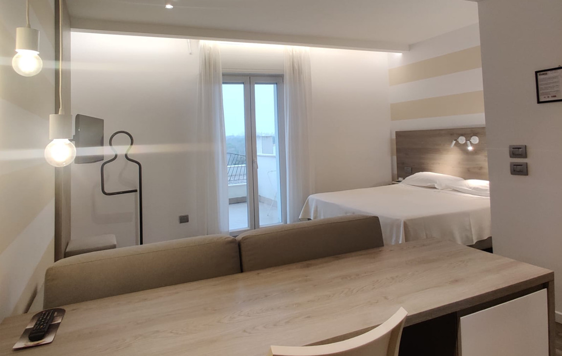 media.Camere-Junior-Suite_3_Hotel-Sarti-Riccione