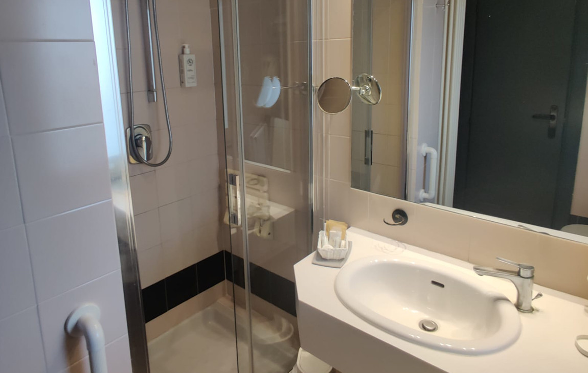 media.Camere-Standard_3Hotel-Sarti-Riccione