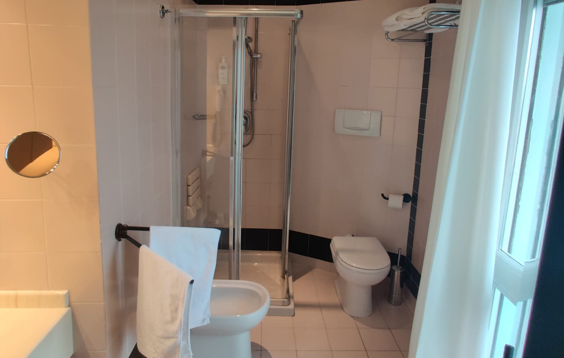 media.Camere-Comfort-Familiare_4Hotel-Sarti-Riccione