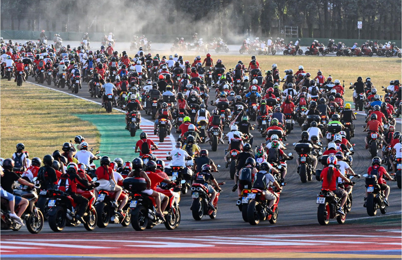 media.offerta-world-ducati-week-misano-world-circuit-hotel-sarti-riccione